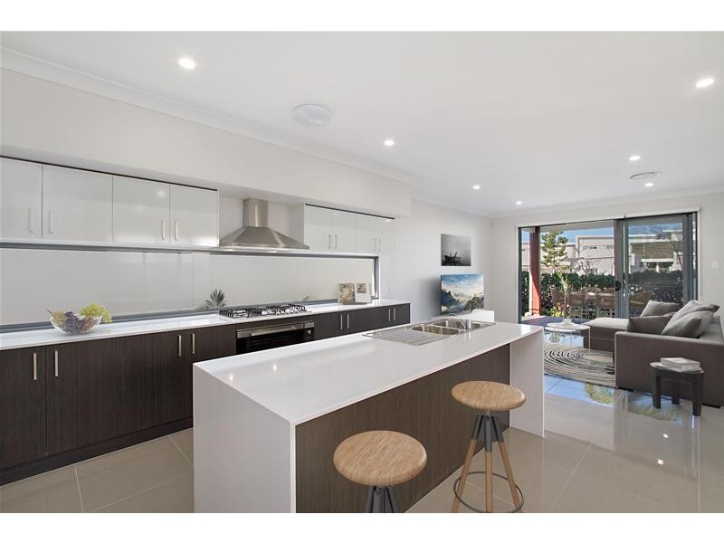 7825 Pavilions Close, Hope Island QLD 4212