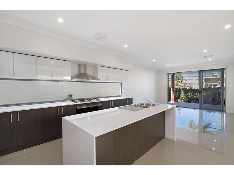 7825 Pavilions Close, Hope Island QLD 4212