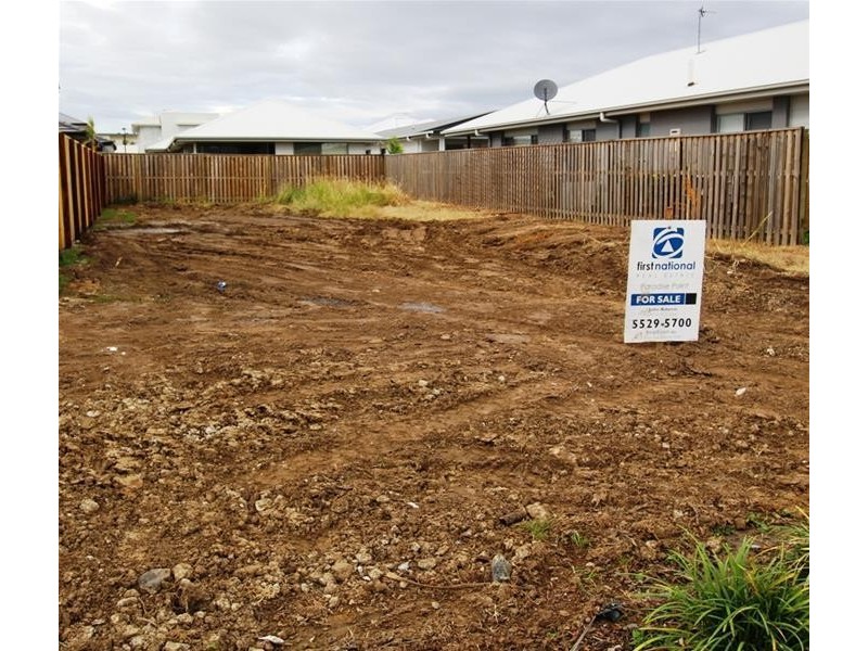 6 Keelson Crescent, Hope Island QLD 4212