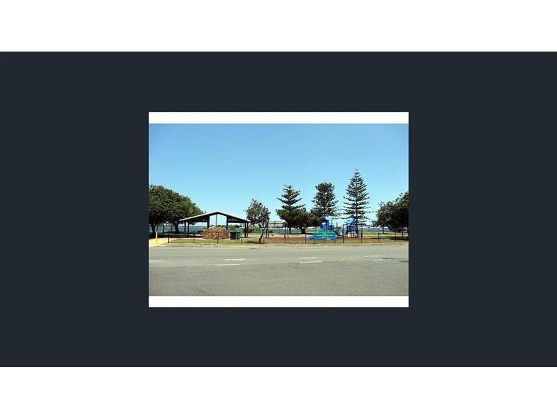 13/16 Abalone Avenue, Paradise Point QLD 4216