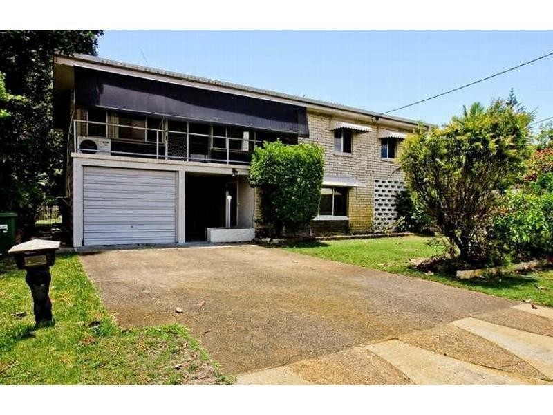 40 Karina Crescent, Broadbeach Waters QLD 4218