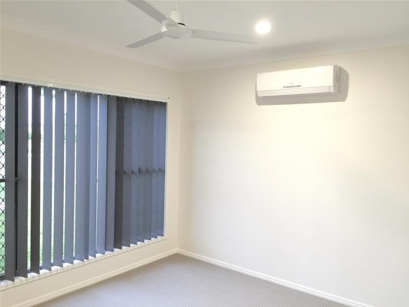 26 Viewline Terrace, Hope Island QLD 4212