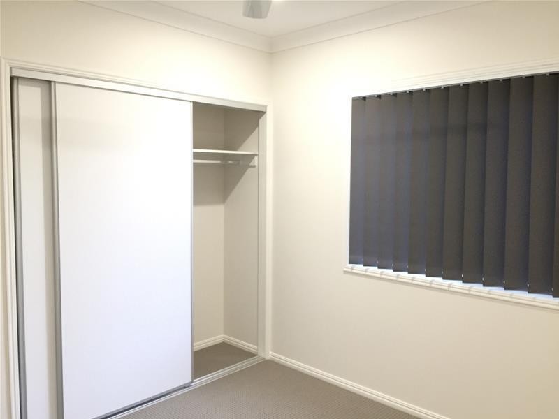 26 Viewline Terrace, Hope Island QLD 4212