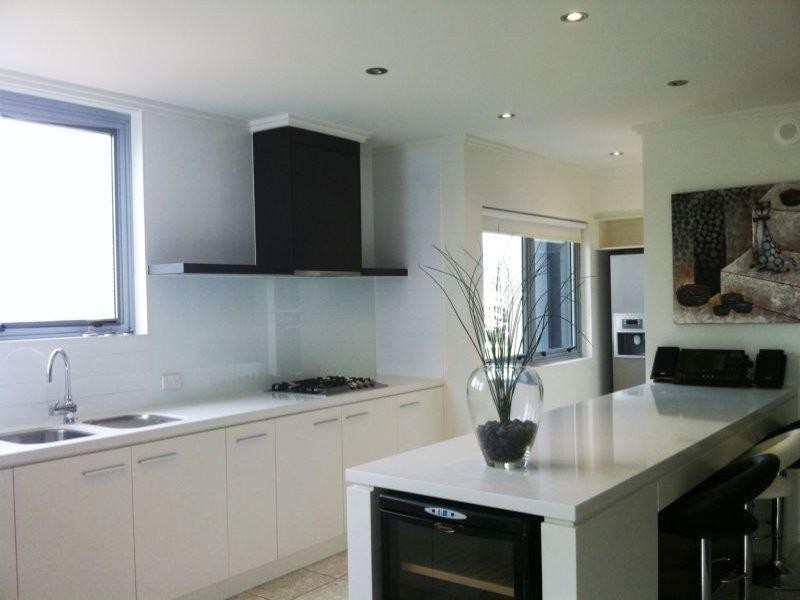 15/120 Surf Parade, Broadbeach QLD 4218