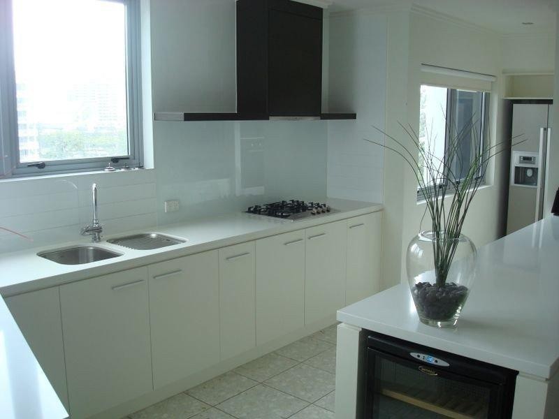 15/120 Surf Parade, Broadbeach QLD 4218