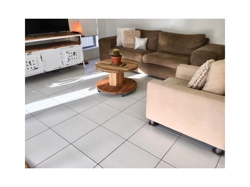 6 Ferretti Crescent, Hope Island QLD 4212