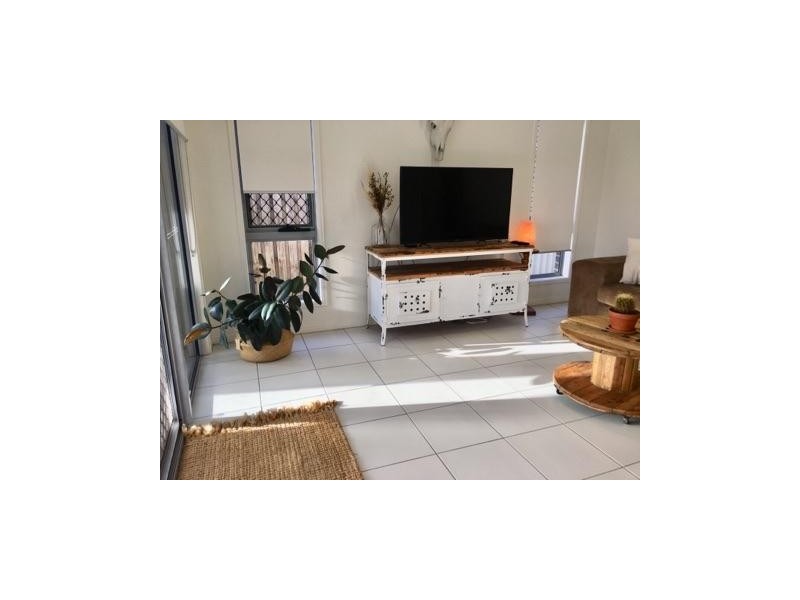 6 Ferretti Crescent, Hope Island QLD 4212