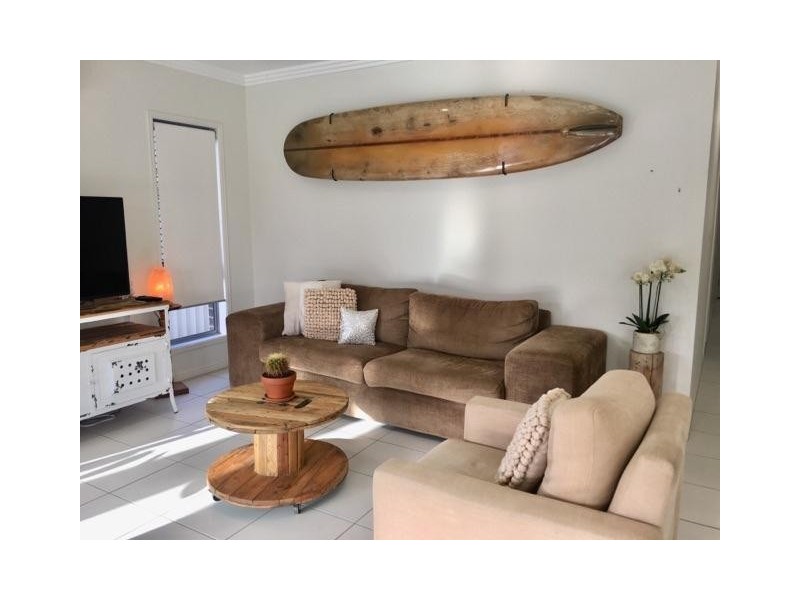 6 Ferretti Crescent, Hope Island QLD 4212