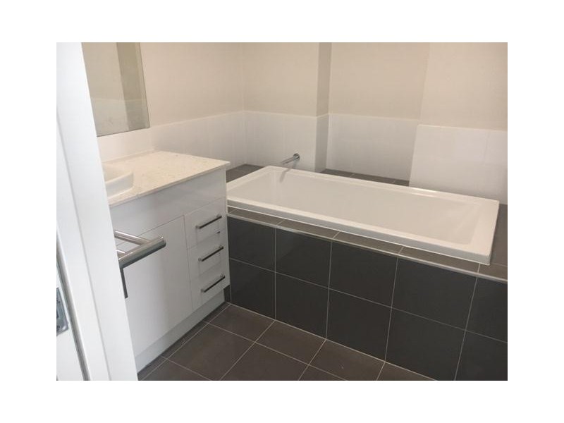 7811 The Pavillions, Hope Island QLD 4212