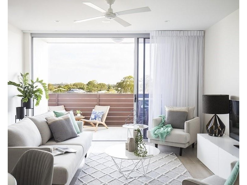 1302/93 Sheehan Avenue, Hope Island QLD 4212