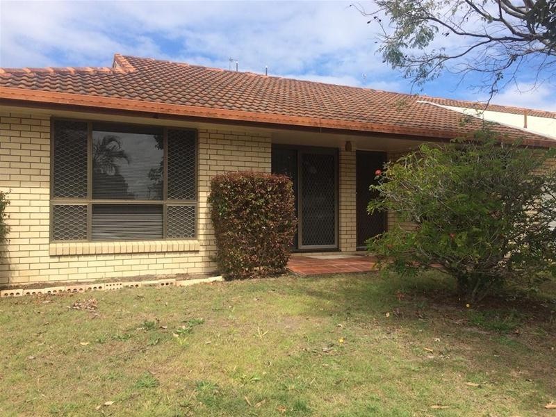 2/36 Killowill Avenue, Paradise Point QLD 4216