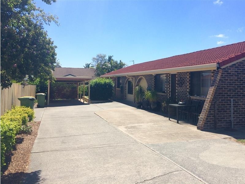 2/116 Oxley Drive, Paradise Point QLD 4216