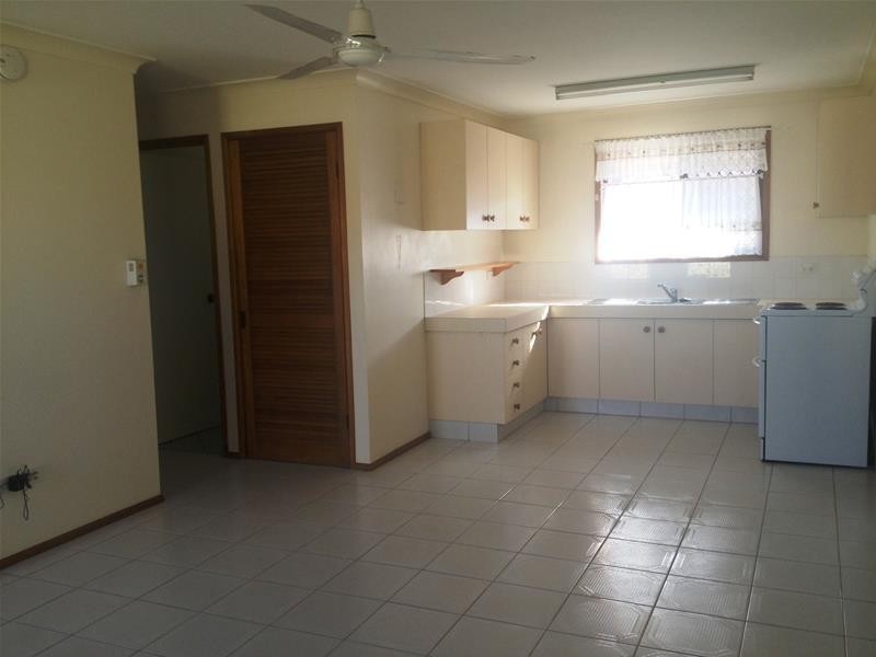 2/116 Oxley Drive, Paradise Point QLD 4216