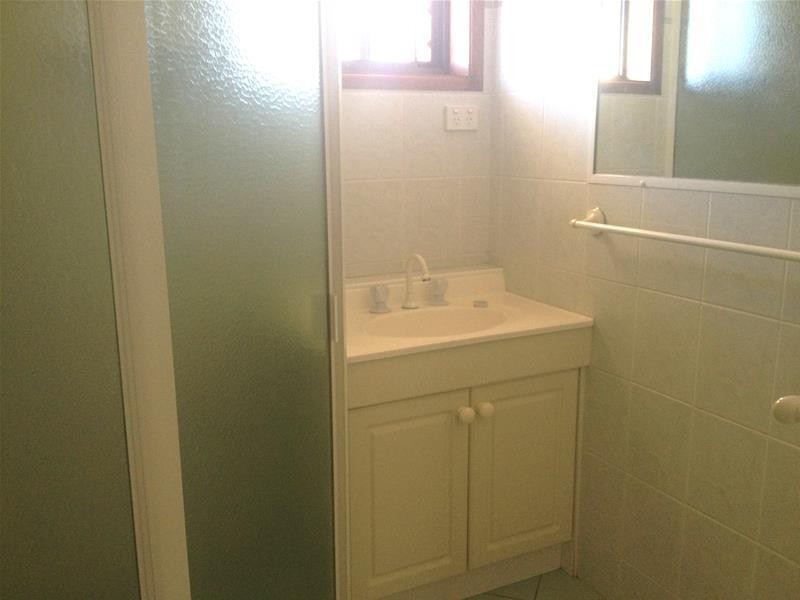 2/116 Oxley Drive, Paradise Point QLD 4216