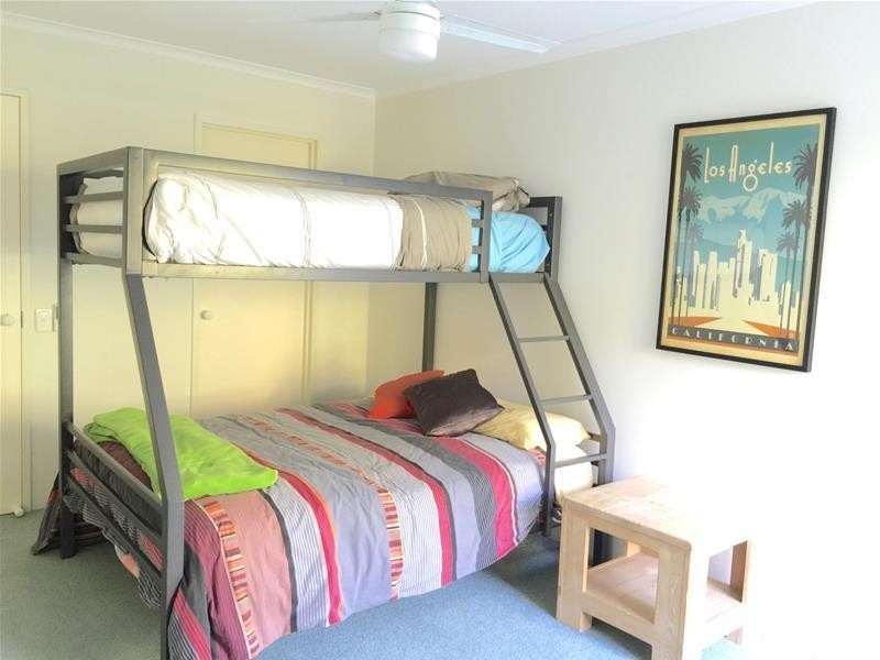 8/1 Poinsettia Avenue, Hollywell QLD 4216