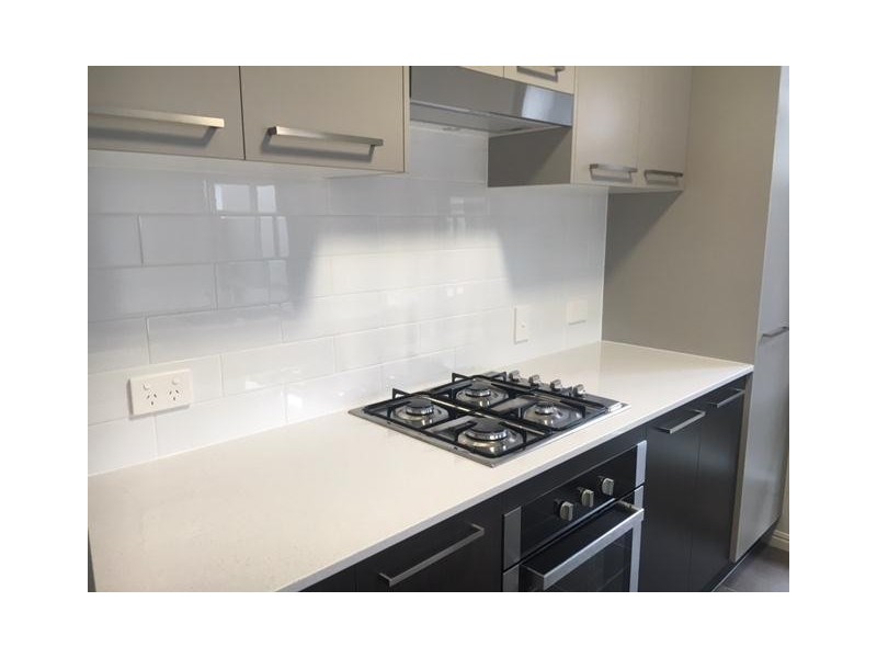 37 North Quay Circuit, Hope Island QLD 4212