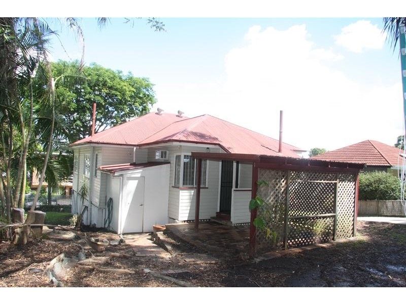 9 Stadcor Street, Wavell Heights QLD 4012