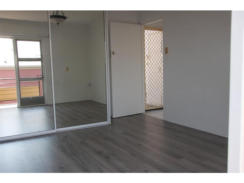 8/136 Kingsford Smith Drive, Hamilton QLD 4007