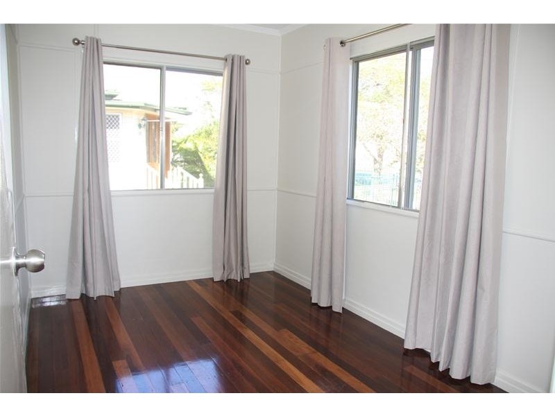 127 Main Avenue, Wavell Heights QLD 4012