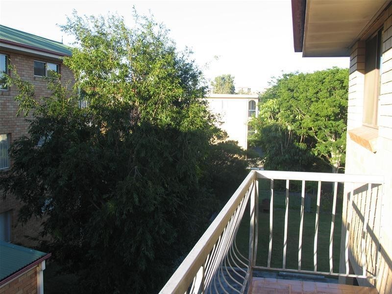 8/23 Salt Street, Windsor QLD 4030