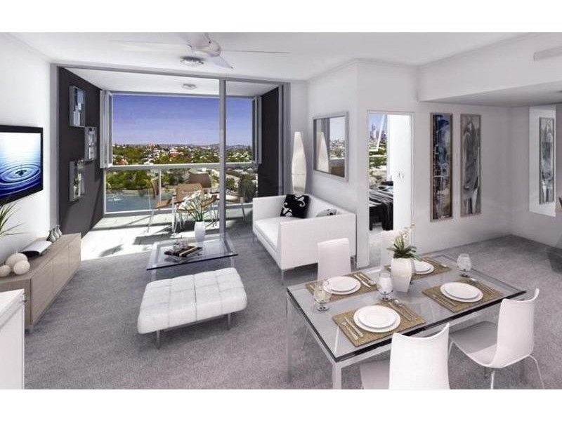 8 Hercules  Street, Hamilton QLD 4007