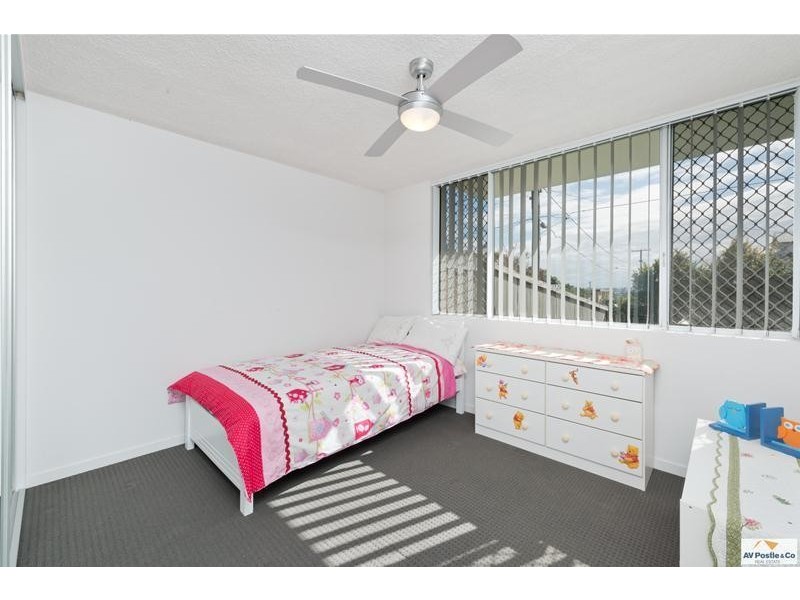 2/12 Stopford Street, Wooloowin QLD 4030