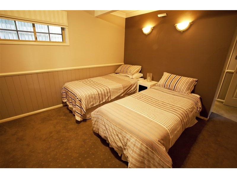 Wavell Heights QLD 4012