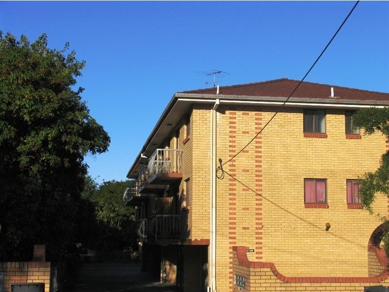 8/23 Salt Street, Windsor QLD 4030
