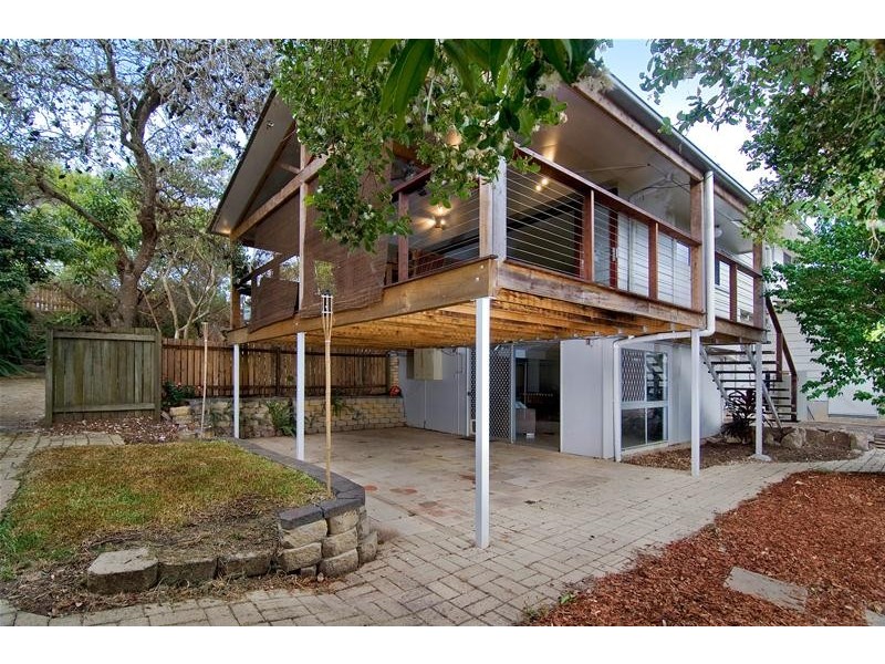 Arana Hills QLD 4054