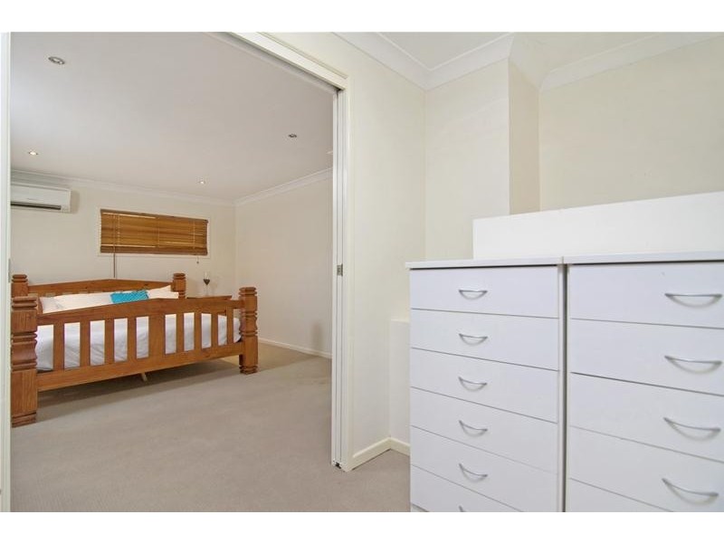 Arana Hills QLD 4054