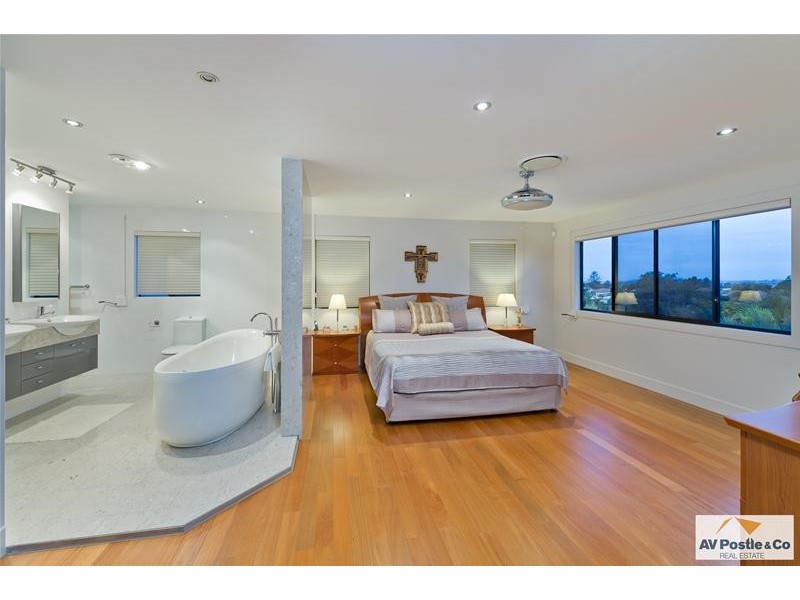 Wavell Heights QLD 4012