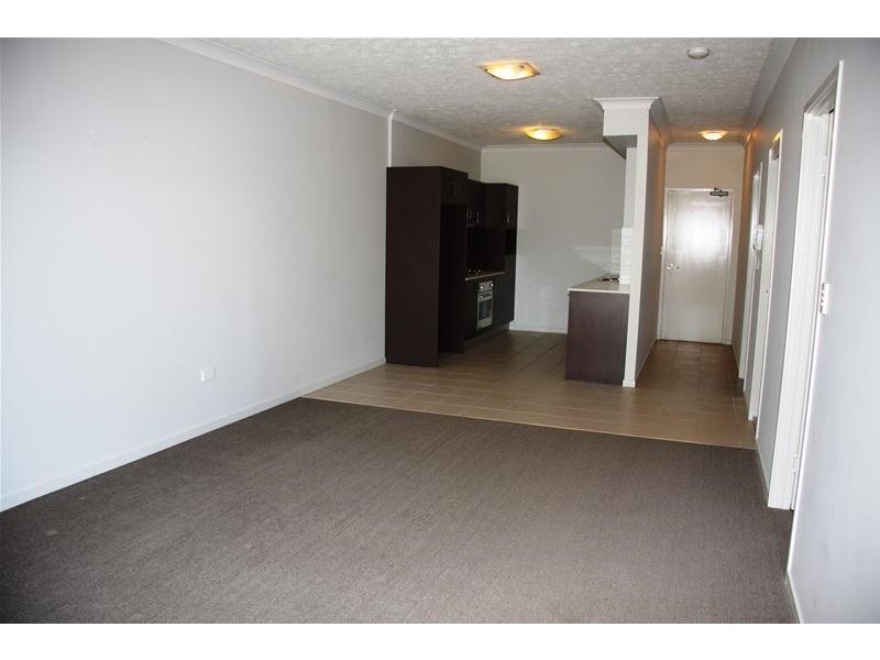 2/44 Julia Street, Wavell Heights QLD 4012