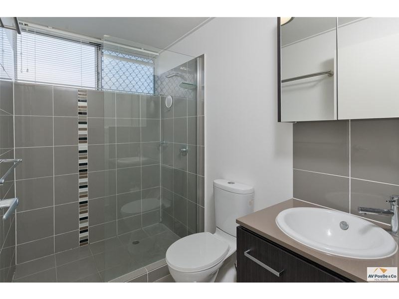 2/12 Stopford Street, Wooloowin QLD 4030