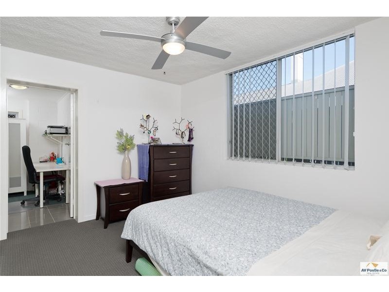 2/12 Stopford Street, Wooloowin QLD 4030