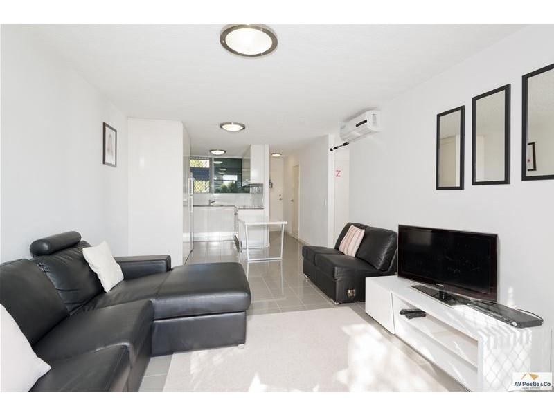 2/12 Stopford Street, Wooloowin QLD 4030