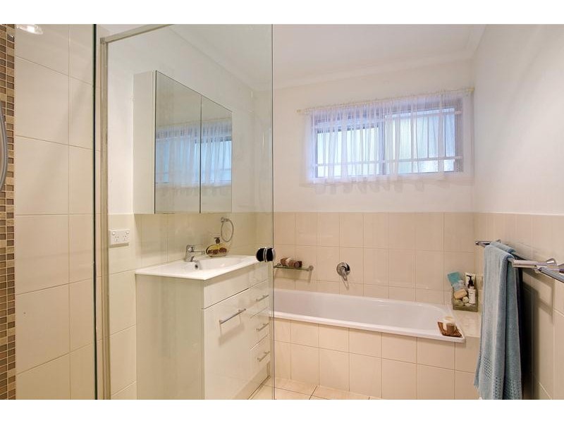 2 Anglia Street, Aspley QLD 4034