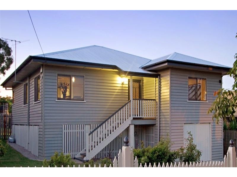 Wavell Heights QLD 4012