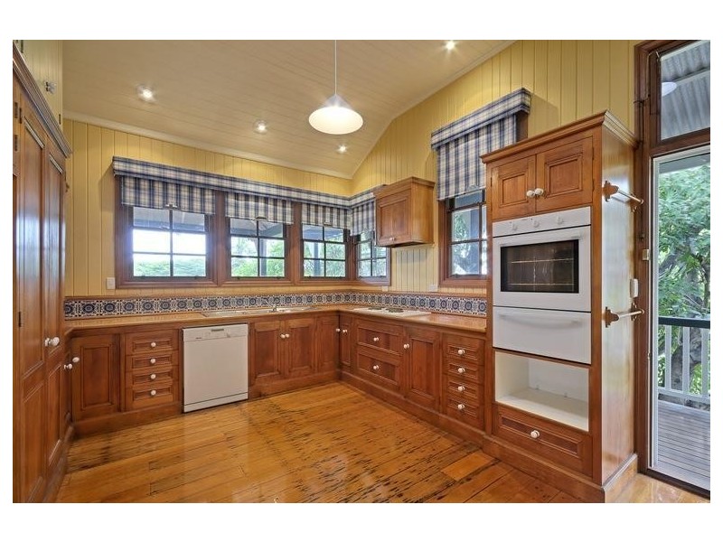 44 Stopford Street, Wooloowin QLD 4030