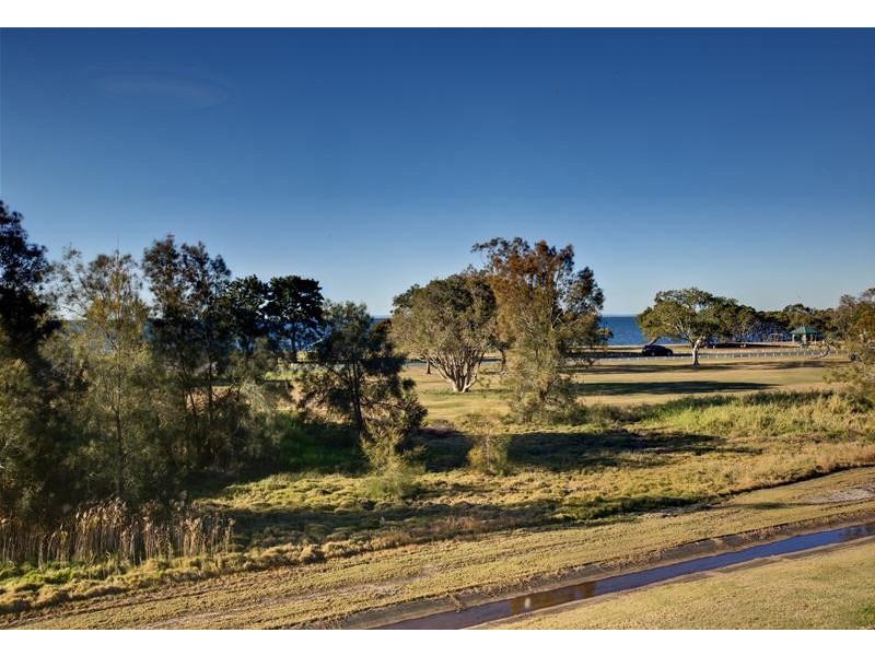 Nudgee Beach QLD 4014