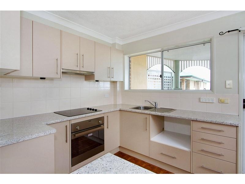 18/12 Little Street, Albion QLD 4010