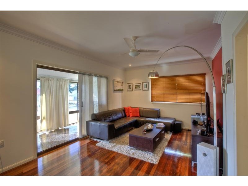 62 Hirschfield Street, Zillmere QLD 4034