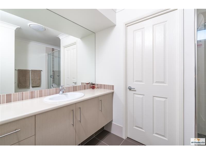 10 Suncrest Street, Geebung QLD 4034