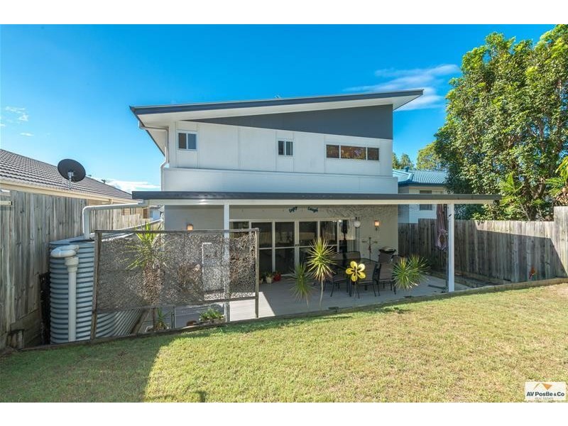 10 Suncrest Street, Geebung QLD 4034