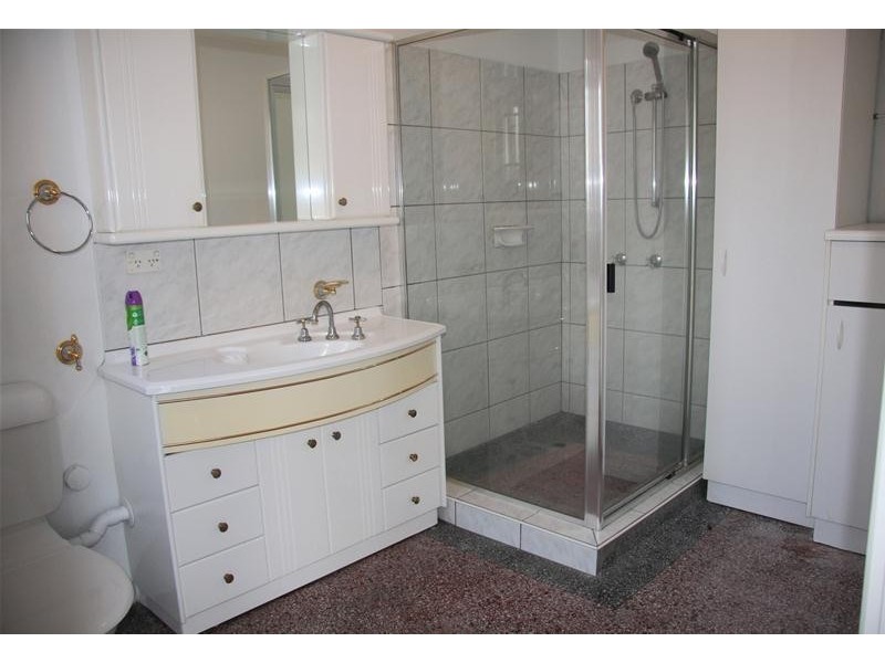 8/136 Kingsford Smith Drive, Hamilton QLD 4007