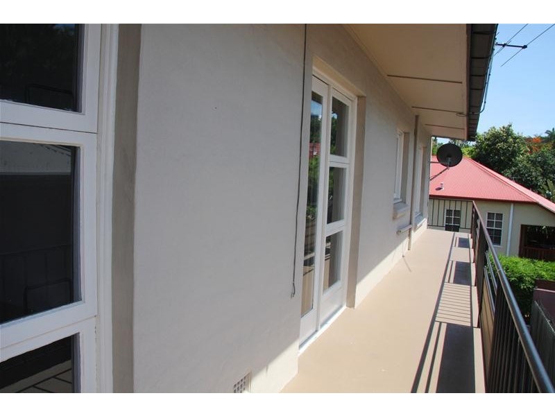 8/136 Kingsford Smith Drive, Hamilton QLD 4007