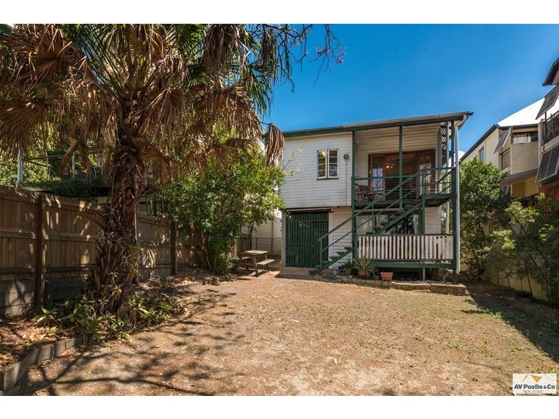 3 Heidelberg Street, East Brisbane QLD 4169