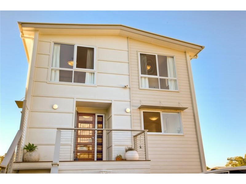 123 O’Quinn Street, Nudgee Beach QLD 4014