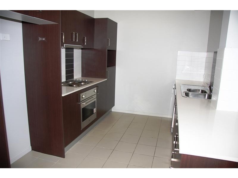 2/44 Julia Street, Wavell Heights QLD 4012