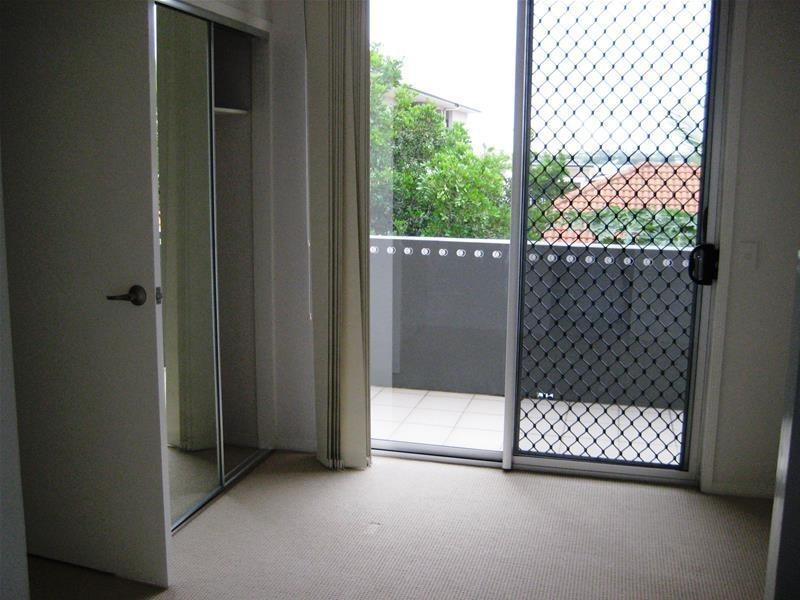 2/15 McMaster Street, Nundah QLD 4012