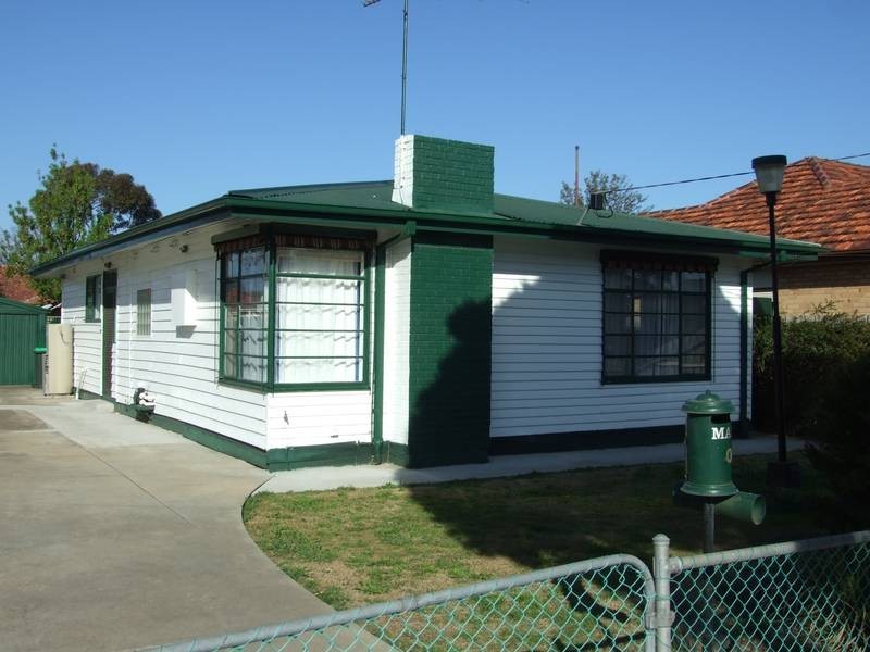 10 Gordon Street, Newport VIC 3015
